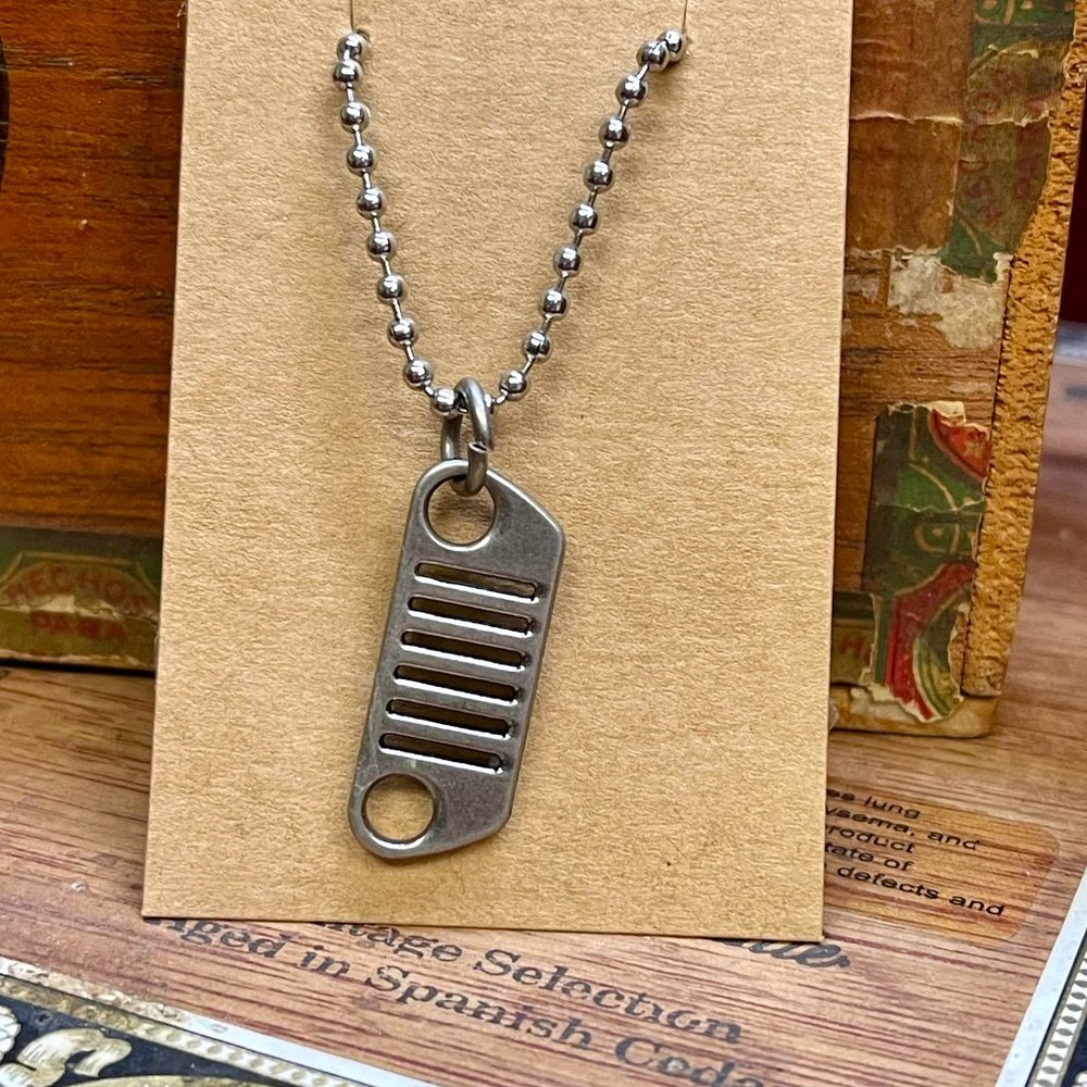 18" & 24" Off-Road Grill Necklace for the 4x4 Rock Crawling Enthusiasts!